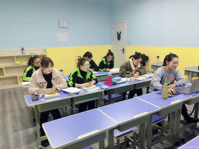 滕州慧博教育信息咨詢 專業(yè)引領(lǐng)，點亮未來教育之路